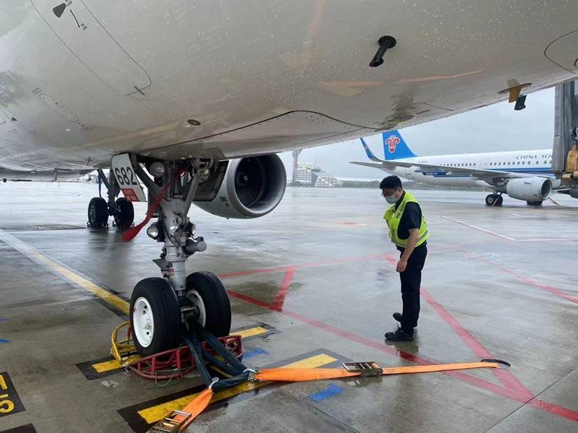 鄭州新鄭機場航班動態(tài)查詢_虹橋機場航班查詢_濟(jì)南機場航班動態(tài)查詢