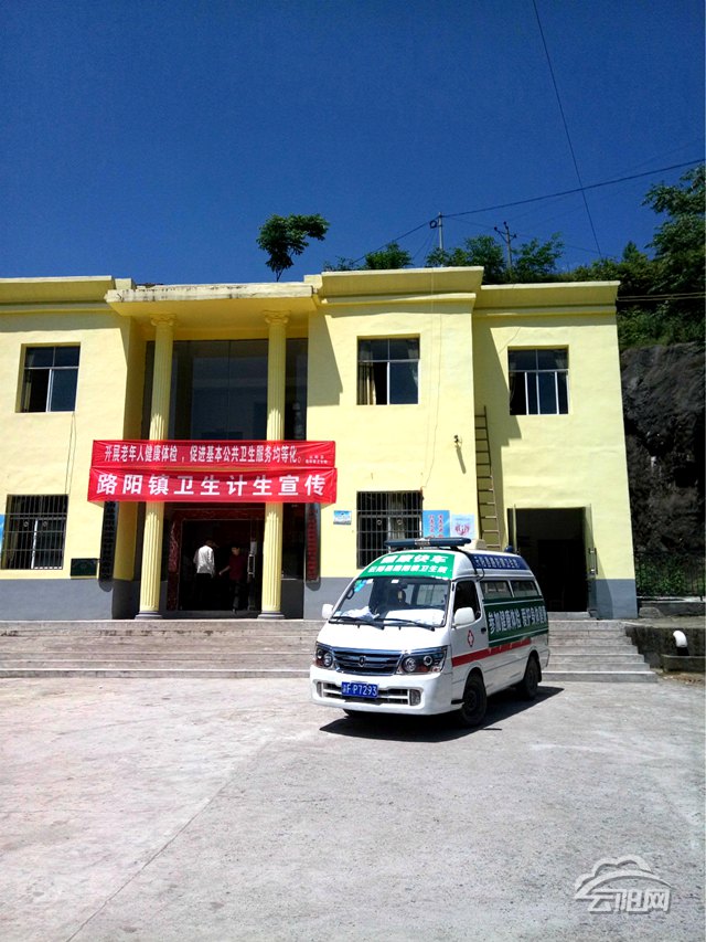 重慶 護(hù)士_重慶醫(yī)科大學(xué)附屬二院護(hù)士_重慶護(hù)士門(mén)下載地址