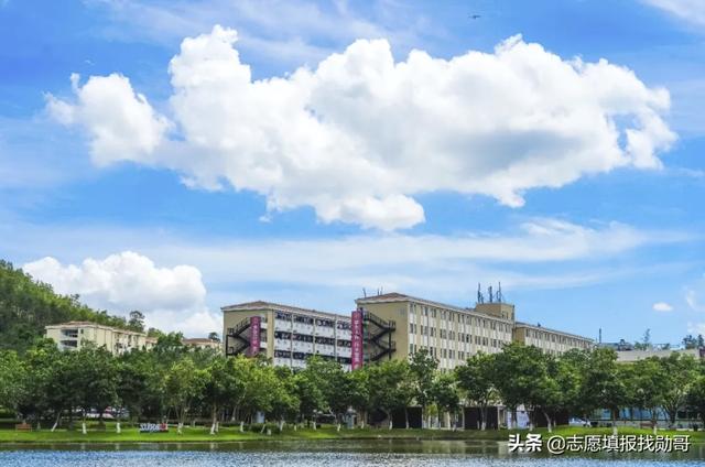 香港大學(xué)珠海分校學(xué)費(fèi)_吉大珠海分校學(xué)費(fèi)_北師大珠海分校學(xué)費(fèi)