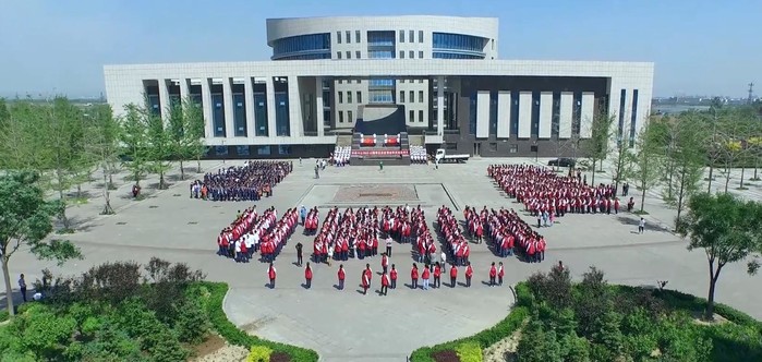 呂梁學院環境怎么樣（呂梁學院離市區遠嗎）