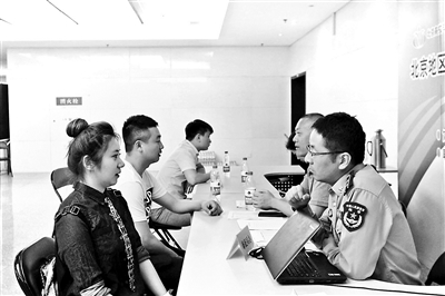 大學(xué)生參軍條件_美國參軍條件_大學(xué)生參軍條件