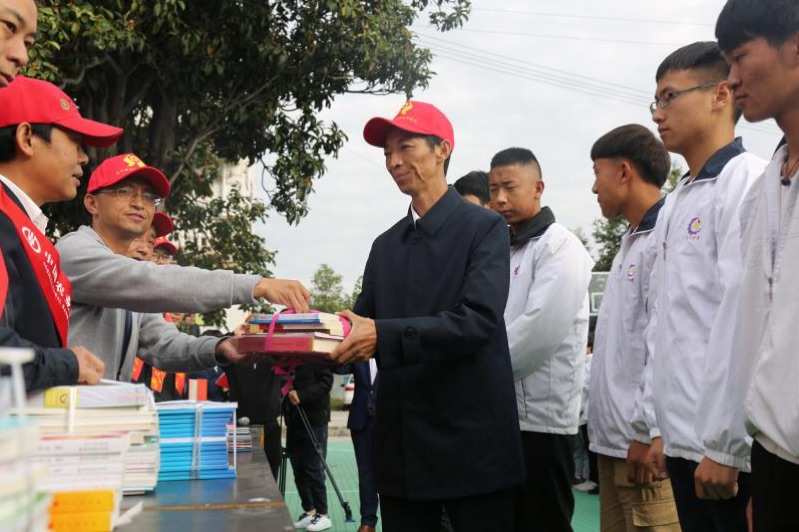 翠園中學東曉校區招生_廣州小升初對口中學_建平實驗張江校區招生