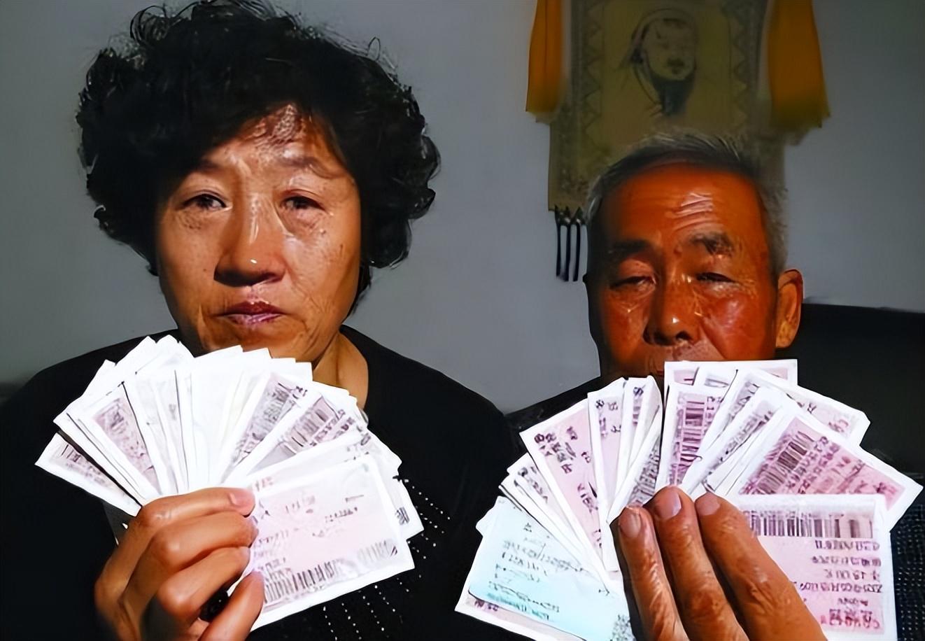 瘋狂斂財超4000萬，被判18年罰110萬，馮志強的惡行超過想象