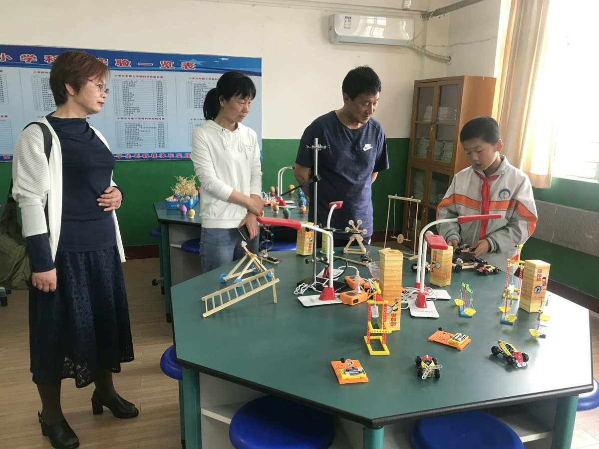 瑤海區(qū)少兒藝校是公辦學(xué)校和行知小學(xué)_合肥少兒藝校和行知小學(xué)哪個好_行知藝術(shù)學(xué)校