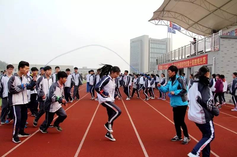浙江普通高中學費收費標準_浙江高中學費多少_浙江高中省重點學費