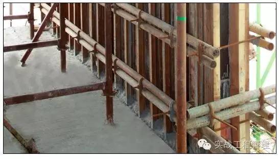 建筑模板尺寸規格表示方式_規格模板尺寸建筑標準_建筑模板尺寸規格