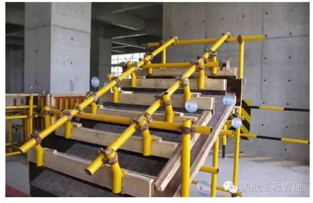 規格模板尺寸建筑標準_建筑模板尺寸規格表示方式_建筑模板尺寸規格