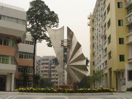天河初中排名學(xué)校前十_天河初中排名梯隊(duì)_天河初中學(xué)校的排名