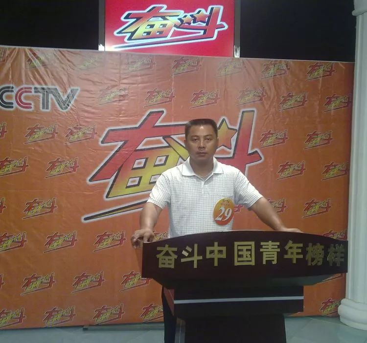 重慶銀利寵物學(xué)校學(xué)費_重慶寵物美容培訓(xùn)學(xué)校排名_重慶銀利寵物美容學(xué)校