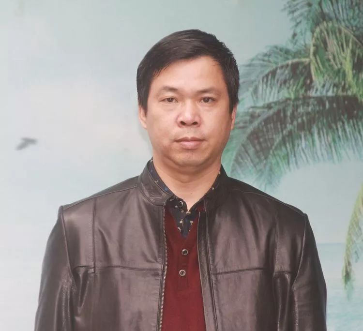 重慶銀利寵物學(xué)校學(xué)費_重慶寵物美容培訓(xùn)學(xué)校排名_重慶銀利寵物美容學(xué)校