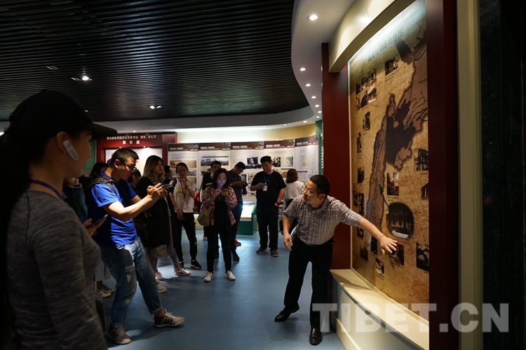 重慶郵電大學(xué)校史館參觀_重慶郵電大學(xué)官網(wǎng)_重郵通信行業(yè)發(fā)展歷史