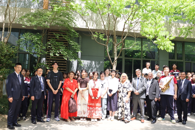 肯特揚州姐妹城市合作_揚州樹人學校官網(wǎng)_樹人學校肯特市交流